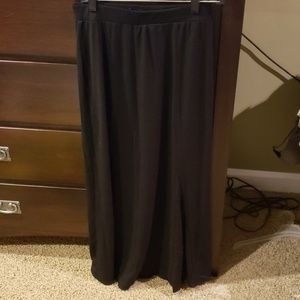 Maxi skirt worn once